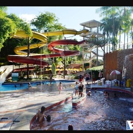 Golden Dolphin Express Apartment Caldas Novas Exterior photo