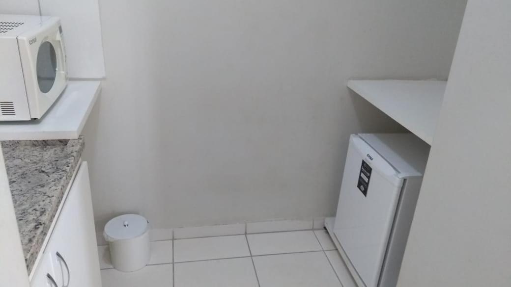 Golden Dolphin Express Apartment Caldas Novas Exterior photo